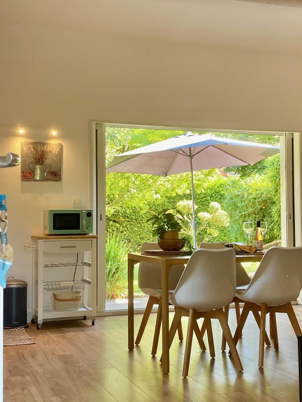 Appartement neuf et au calme proche Avignon Althen-des-Paluds Esterno foto