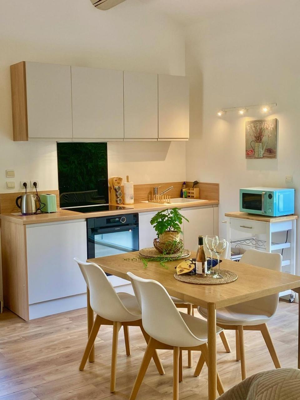 Appartement neuf et au calme proche Avignon Althen-des-Paluds Esterno foto